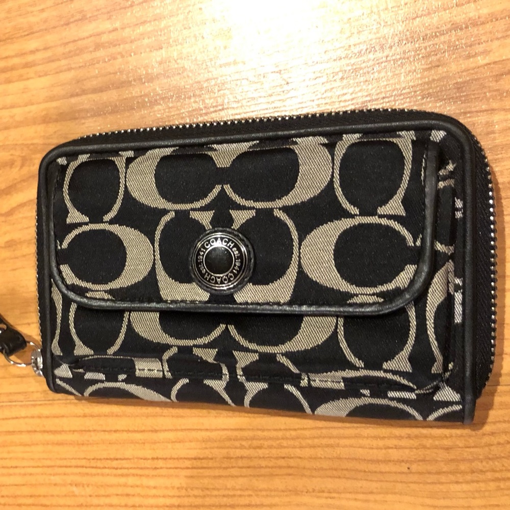 Coach Signature  Zip Around Wallet Wristlet